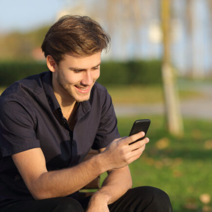 Mobiltilbud for alle: Billig-mobil.dk gør det enkelt at spare stort