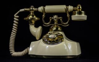 Apps og tjenester: Din guide til at spore anonyme opkald