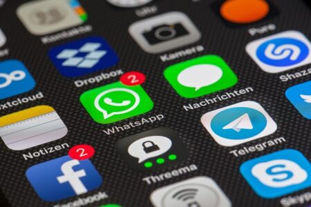Skab sammenhæng: Online profiler som bro mellem platforme
