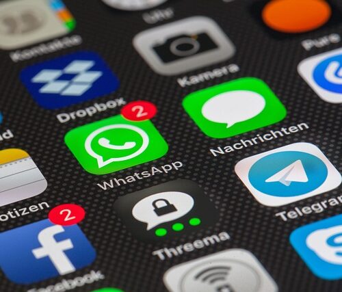 Skab sammenhæng: Online profiler som bro mellem platforme